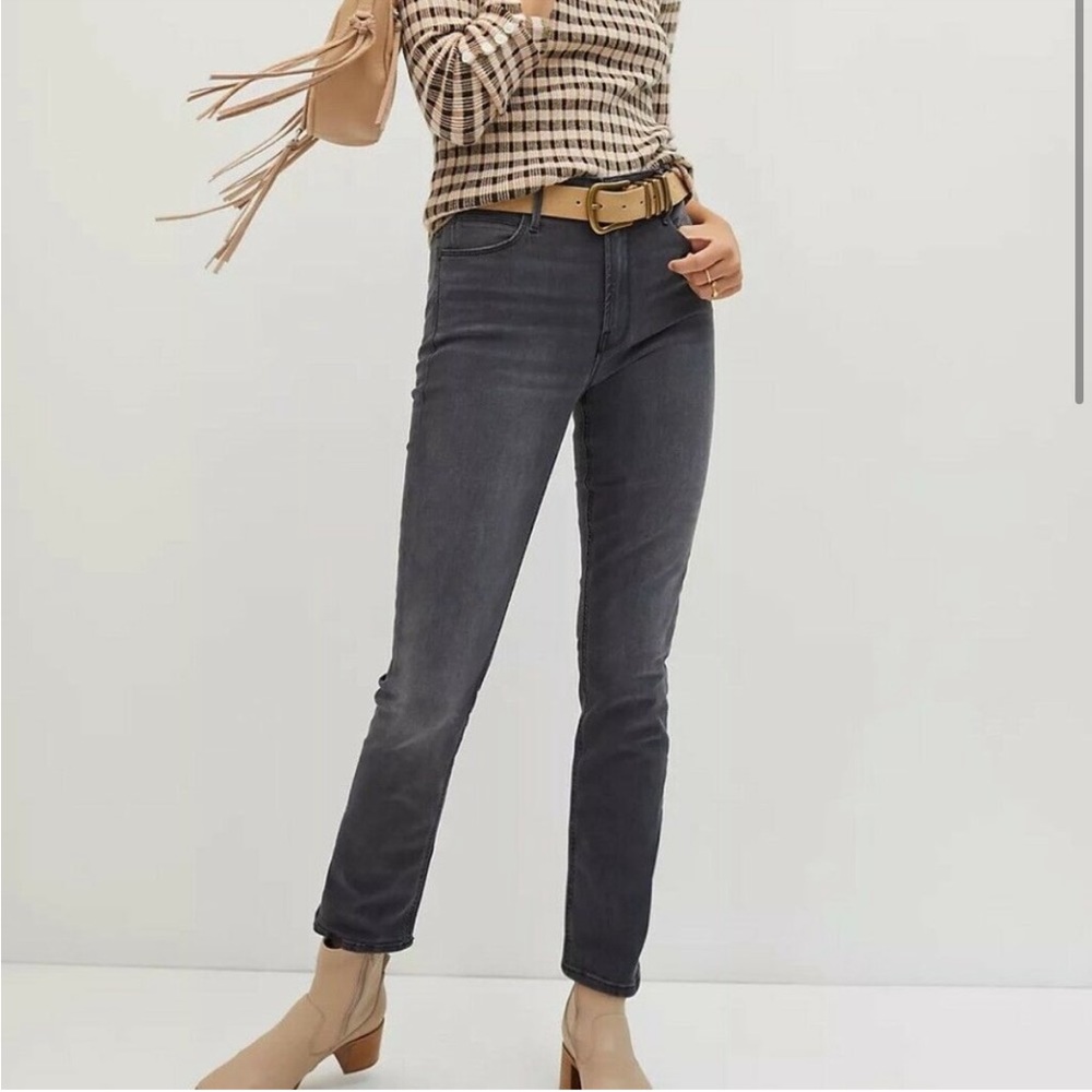 NEW Mother Mid Rise Dazzler jeans, size 27